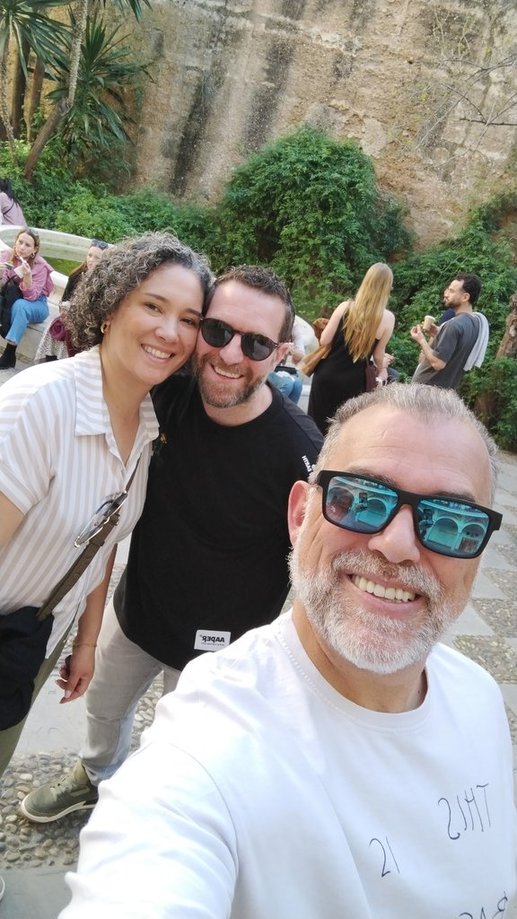 Johnny with guests at the Alcázar gardens